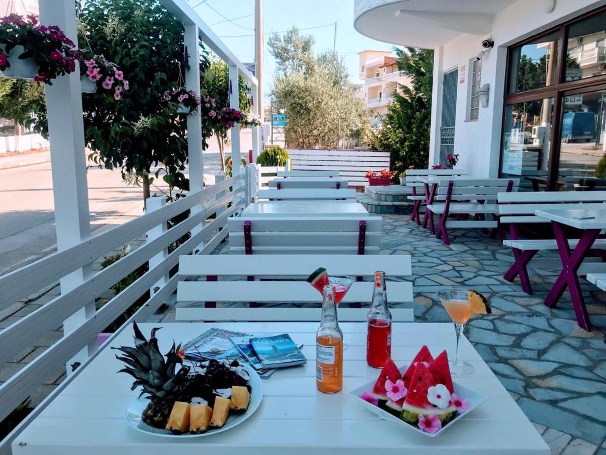 Family Hotel Haruni Εξαμίλιο Εξωτερικό φωτογραφία