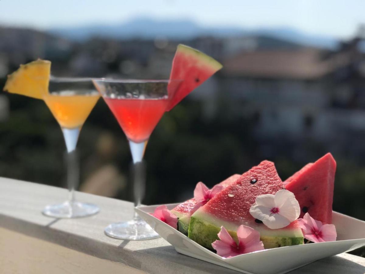 Family Hotel Haruni Εξαμίλιο Εξωτερικό φωτογραφία